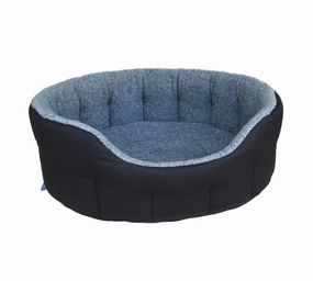 Heavy Duty Black Polyester With Silver Fleece Oval Dog Bed