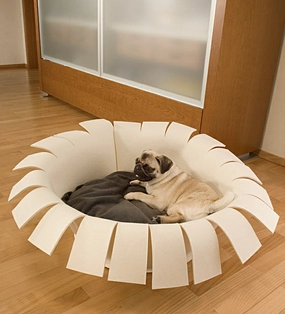 Luxury Orthopaedic Crown Felt Dog Bed