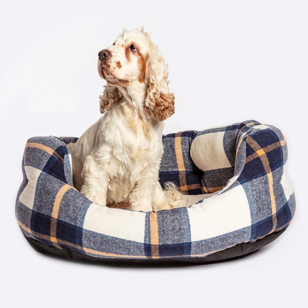 Navy Bowmore Deluxe Slumber Dog Bed