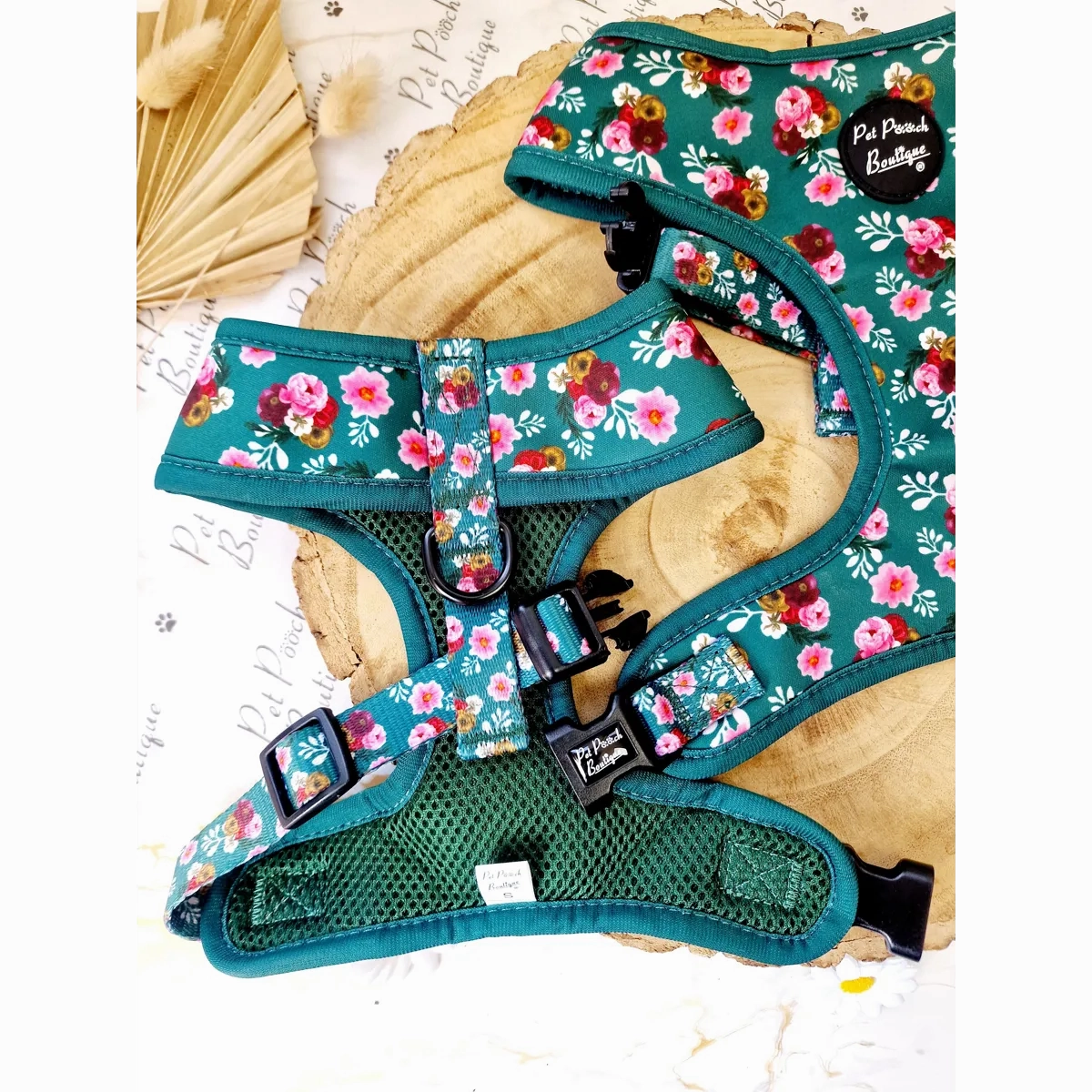 Vintage Clover Green Peonies Dog Harness