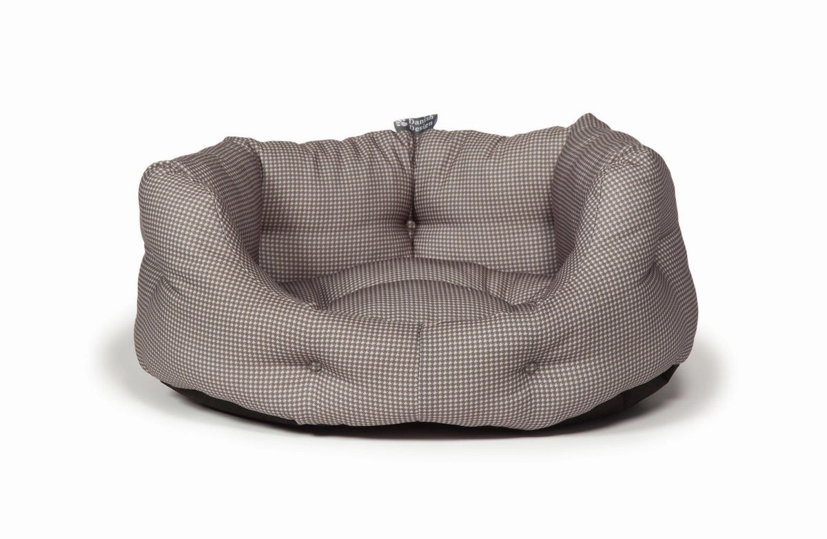 Vintage Dogstooth Deluxe Slumber Dog Bed by Danish Design