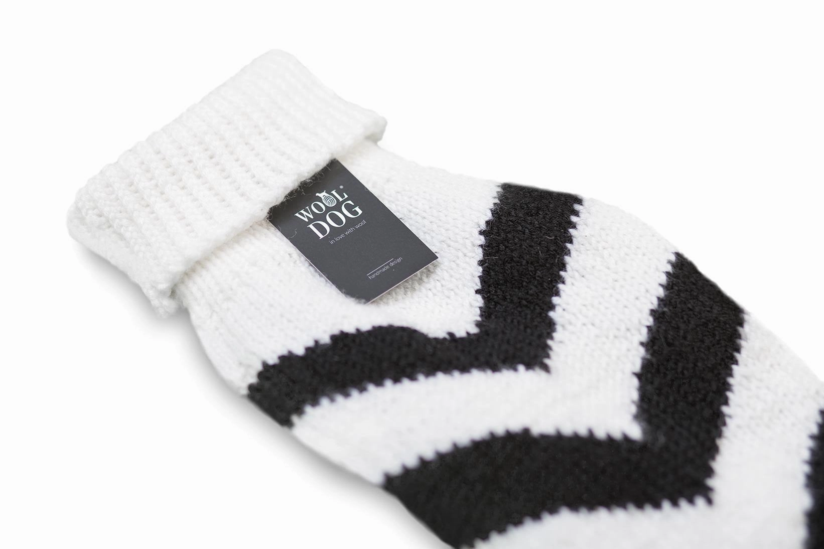 Wooldog Black & White Vermont Hand-Knitted Dog Jumper